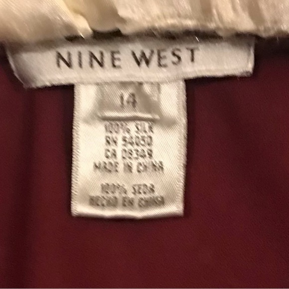 Nine West Blouse with Short Sleeves - Picture 4 of 4